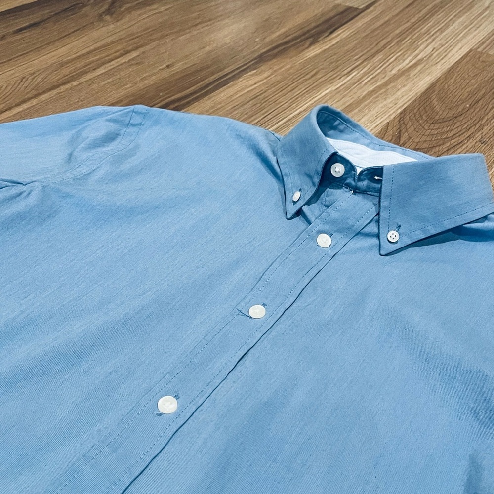 Bundle of (2) IZOD Slim Fit Performance Stretch Dress Shirt Men’s 15-15.5 32/33